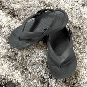 Toddler crocs